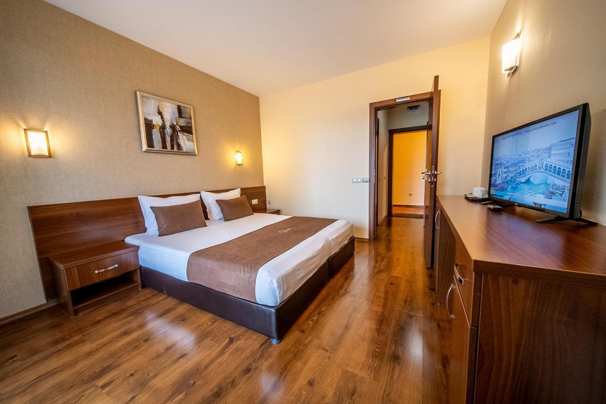 Oak Residence Hotel & Relax Smolyan Exterior photo